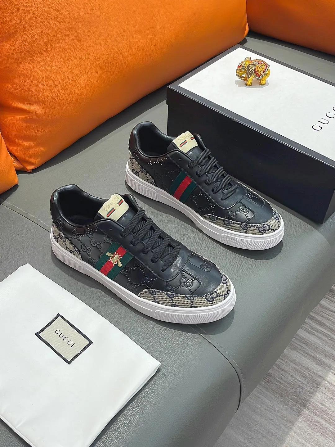 Men's shoes GUCCI "Gucci" P400 Regular size: 38-44 (casual shoes) Product materials: Selected cowhide upper, soft sheepskin lining; original outsole.